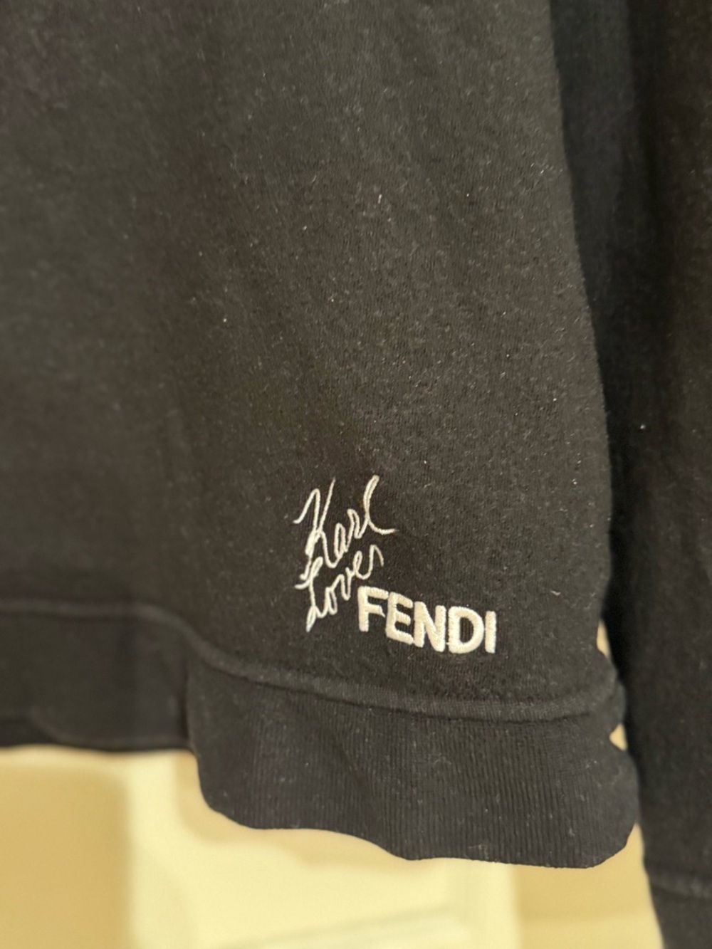 Authentic Fendi x Karl Lagerfeld "Karlito" Crewneck - Picture 3 of 11